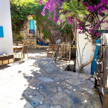 Duplex Summer House 2br Wterrace At Gundogan Beach Бодрум